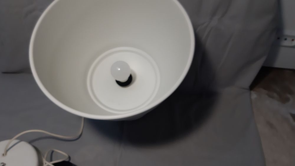 Candeeiro branco IKEA