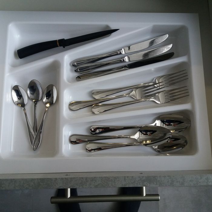 Здам подобово р-н вокзалу 1 кімнатну квартиру.Студія.(Перша здача).