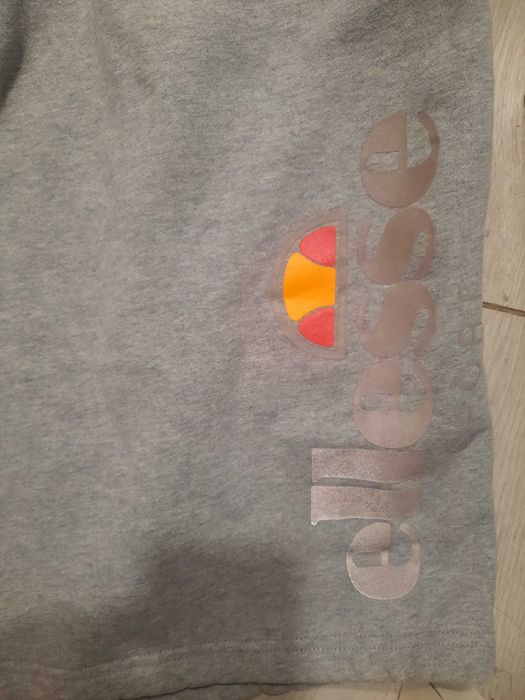Ellesse- sliczne spodenki dla puszystego 50/52