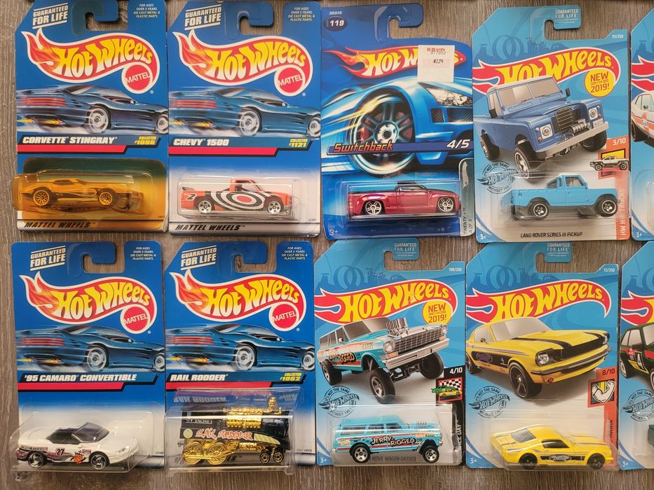 Hot Wheels машинки Audi Camaro Mustang