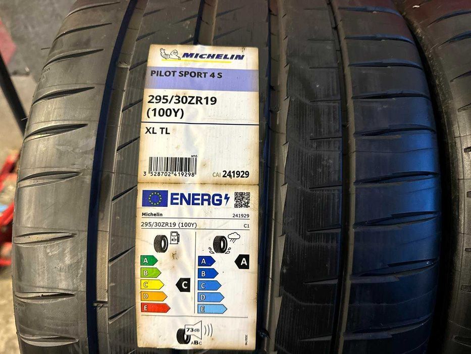 295/30R19 Michelin Pilot Sport 4S XL para opon lato nowe nr9515