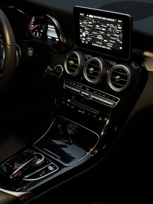 MERCEDES-BENZ C250d AMG 7G-TRONIC