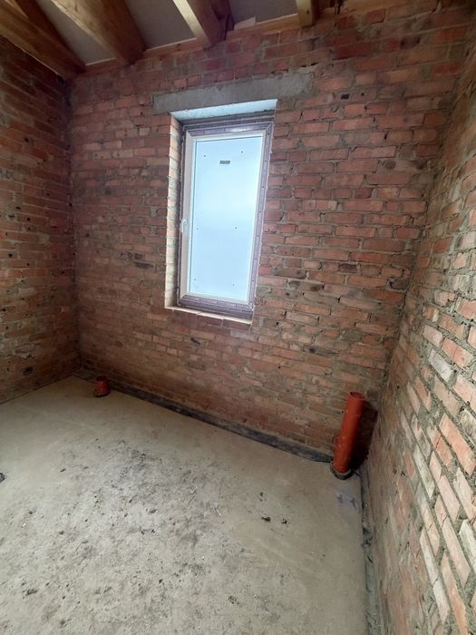 Новенький будинок на 6 сот