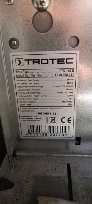 Osuszacz powietrza budowlany TROTEC-TTK 140S.