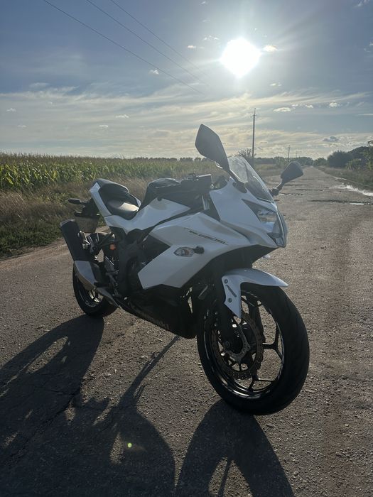 Kawasaki ninja 250sl 2015 ABS