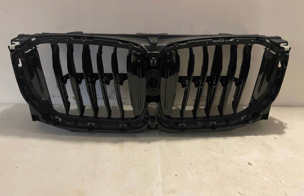 Жалюзи Ноздри BMW G05 G01 G06 G02 G07 G11 G30 G20 G26 G22 G80 Жалюзі