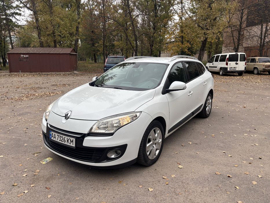 Renault Megan 3 2012 года в хорошем состоянии