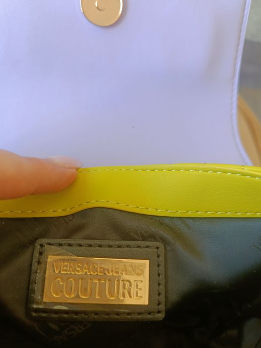 Listonoszka Versace Jeans Couture.