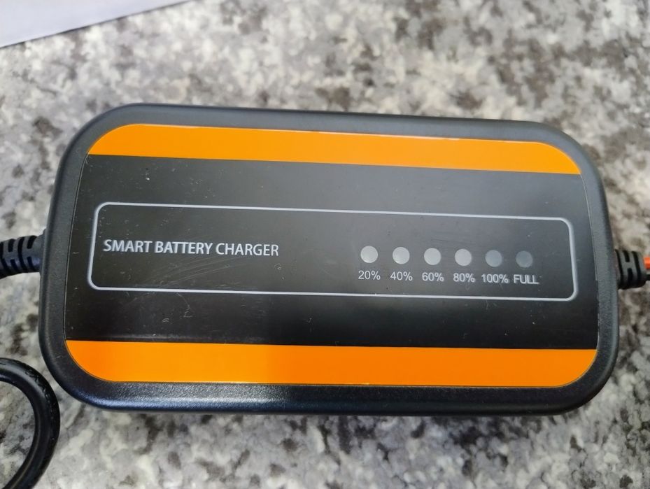 Продам зарядні пристрої