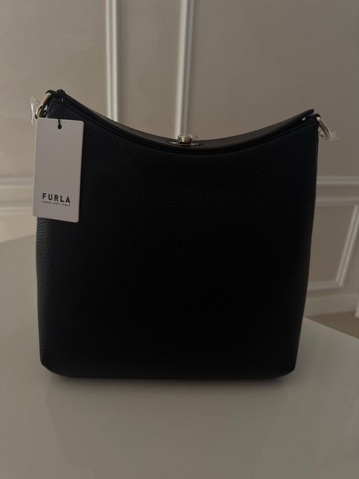 Шкіряні сумки кросбоді від furla