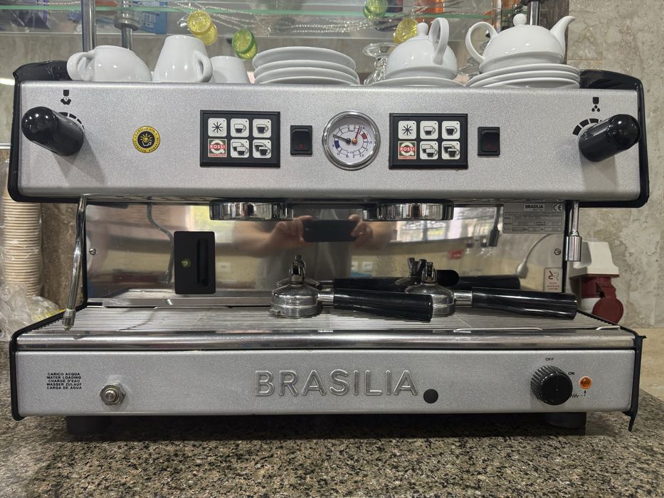 Продам професійну кавомашину