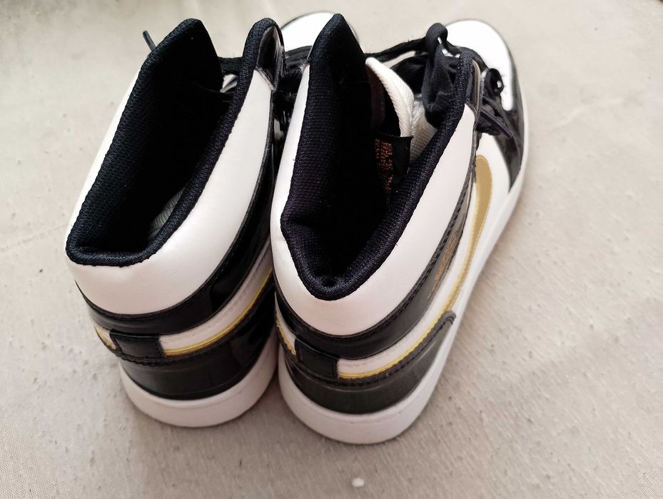 Nike Air Jordan 1 Mid Patent Black White Gold. 42