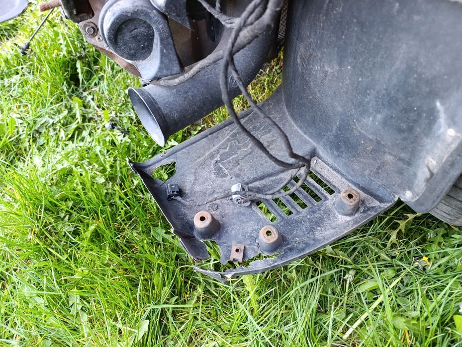 Zderzaki oryginalne  m pakiet E39 touring 475 blacksapphire