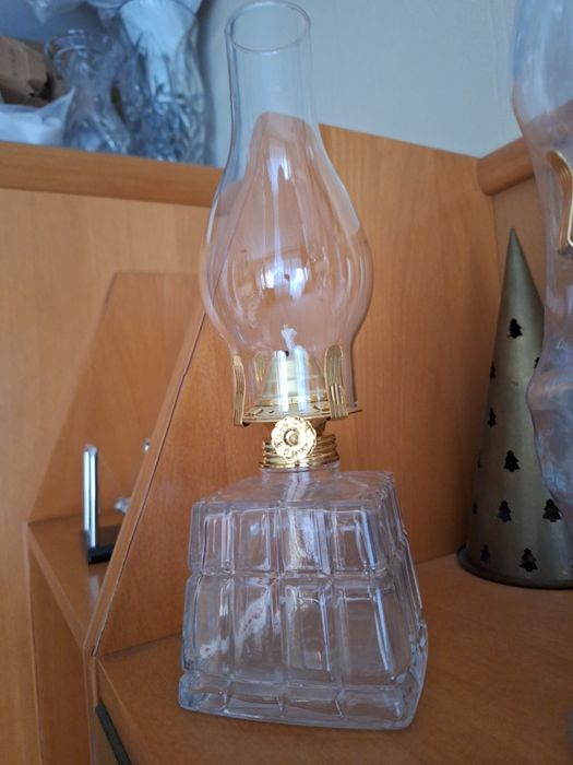 Przepiękna lampa naftowa