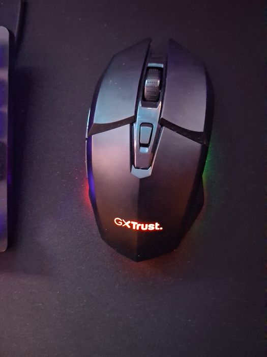 Conjunto teclado e rato gaming x trust