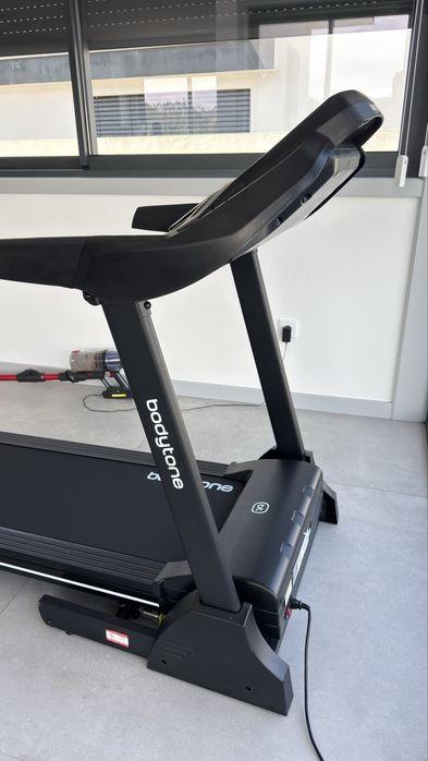 Passadeira Bodytone em excelente estado, com muito pouco uso.
