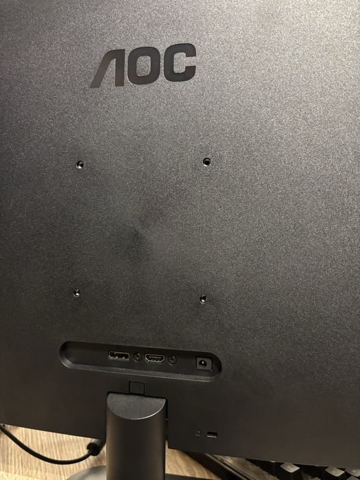 Monitor AOC 27" QHD (2K) 75Hz - Estado Impecável