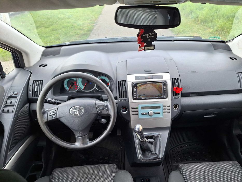Toyota corolla verso 7osobowa