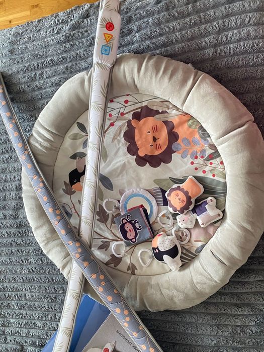 Розвиваючий дитячий килимок