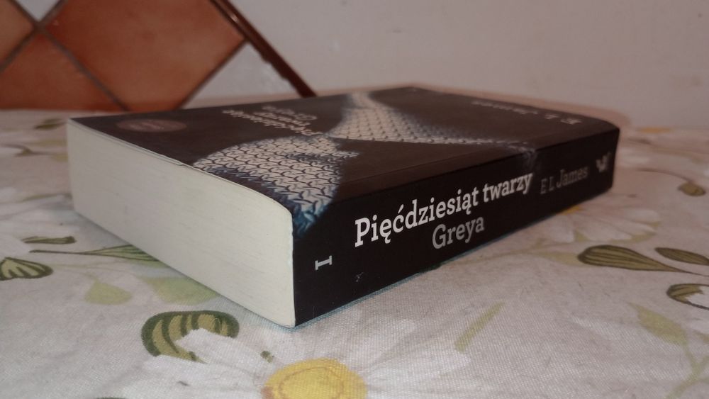 Pięćdziesiąt twarzy Greya. E. L. James