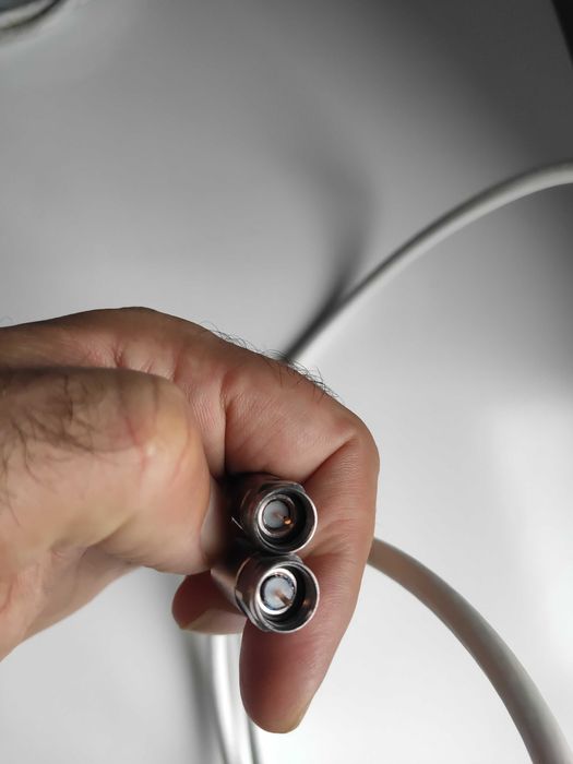 Cabos Coaxiais de Antena Tipo CEI e Tipo RG-6