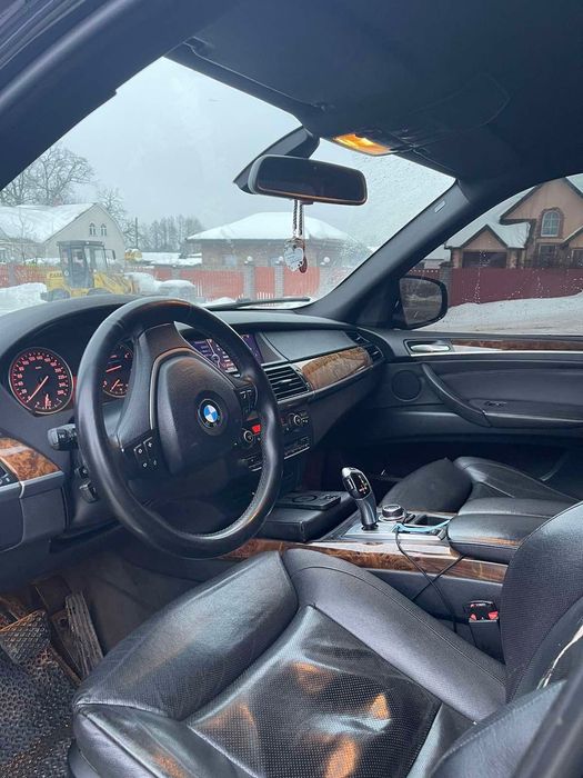 Продам бмв х5 е70