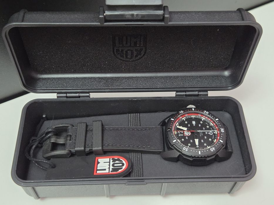 Годинник Luminox ICE-SAR Arctic XL.1051 тактичний військовий подарунок