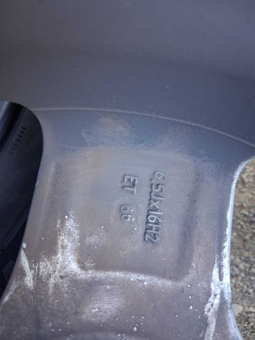 Jantes com pneus para Fiat Ducato ou Peugeot Boxer