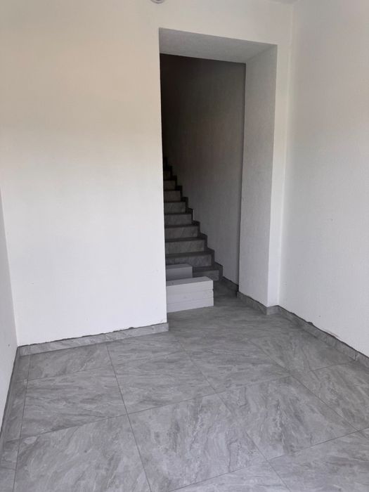 Продаж 2 к + кухня вітальня квартири в смт Запитів БЕЗ КОМІСІЇ. єОселя