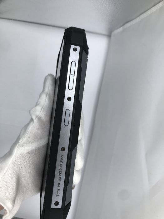 Телефон IHUNT TITAN MUSIC P22000 ultra 8/256