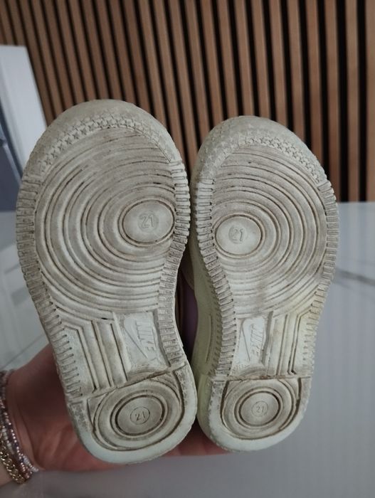 Buty na rzepy Nike