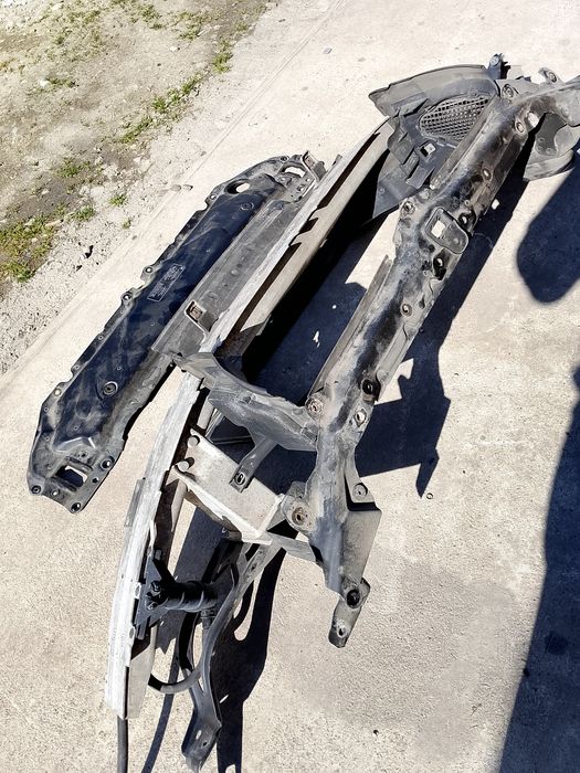 Pas przód BMW e60 E61