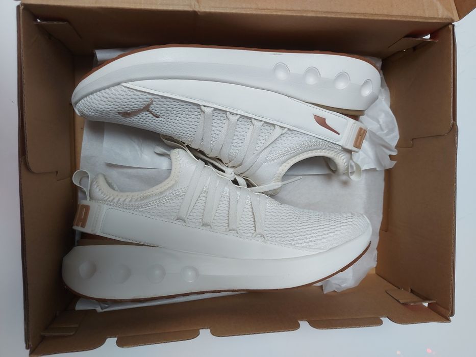 Buty damskie PUMA Softride Carson Fresh 38 biało-złote NOWE