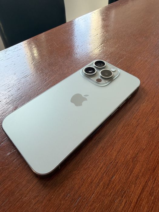 Apple iphone 15 pro