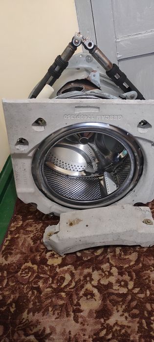 Стиральная машинка Indesit WISL105X