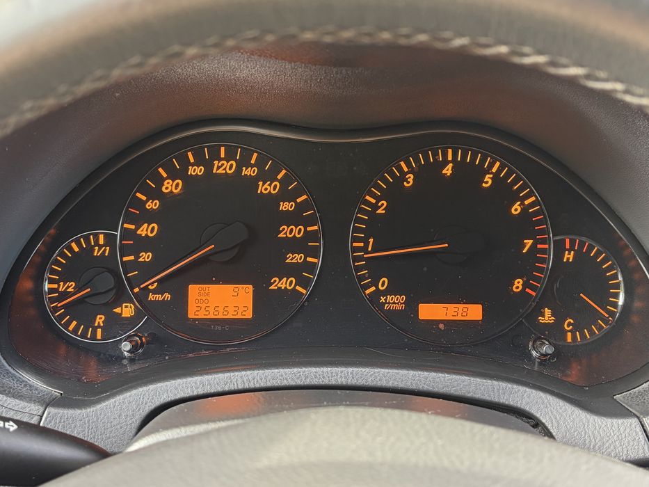 Toyota Avensis T25 1,8 benz, Stan bdb