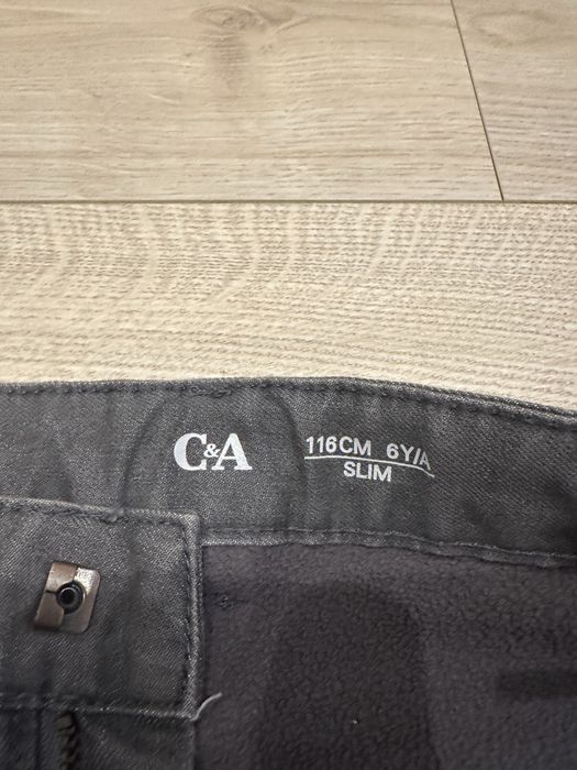 Продам утеплені джинси C&A