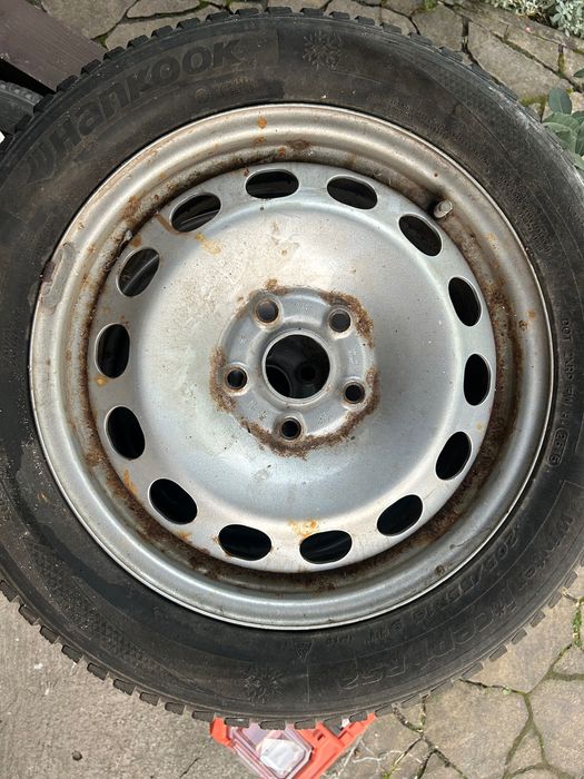 Шини з дисками фольцваген зимові 205 55 16 Volkswagen