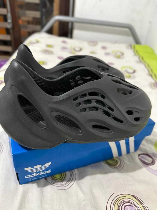 Adidas Yeezy Foam Runner