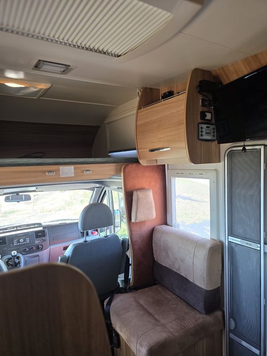 Chausson Flash 19 (2013) – Cama Central, Duche Separado, Excelente Estado