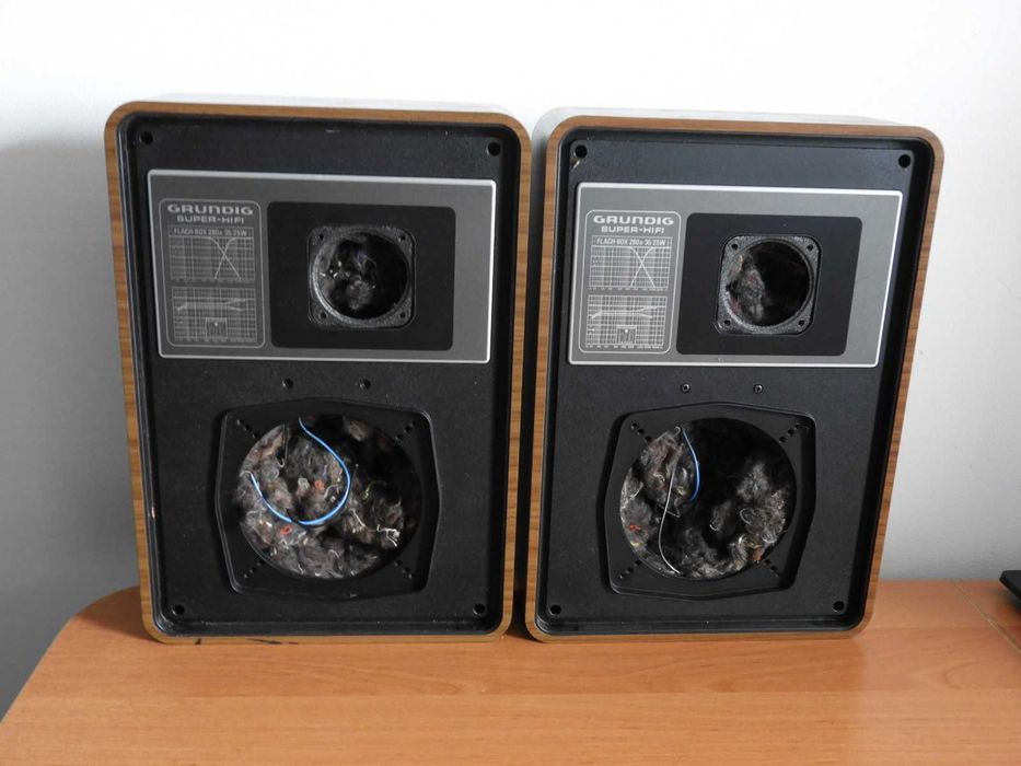 Obudowy kolumn skrzynki Grundig box 280a + zwrotnice