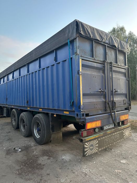 Полуприцеп контейнеровоз