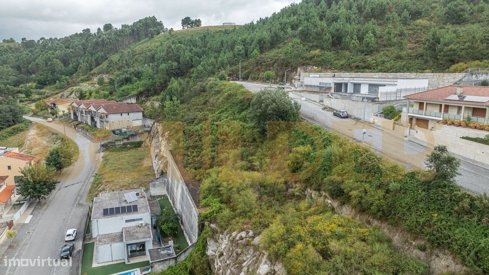 Terreno construção em Póvoa de Lanhoso