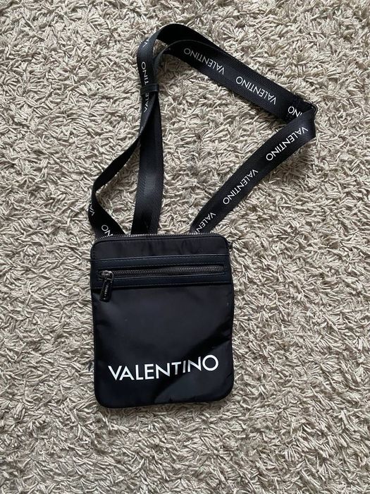 Сумка Valentino. .