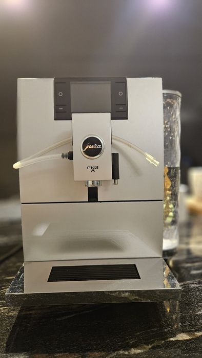 Ekspres do kawy jura ena 8