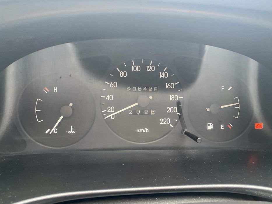 Daewoo ланос                                                         .