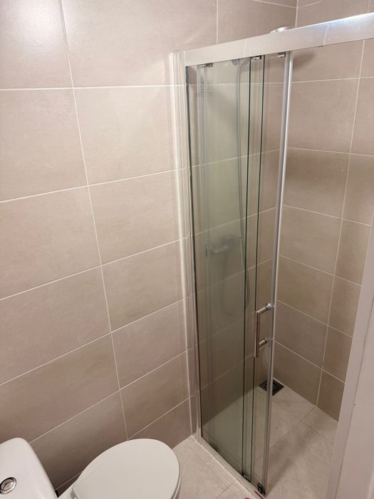 Quarto  arrendamento dia 1 de outubro.