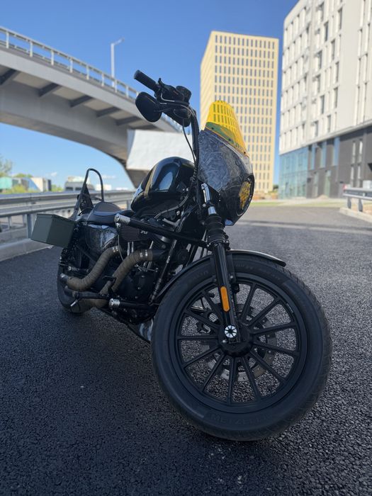 Harley-Davidson (Sportster) iron 883N/1200 Custom