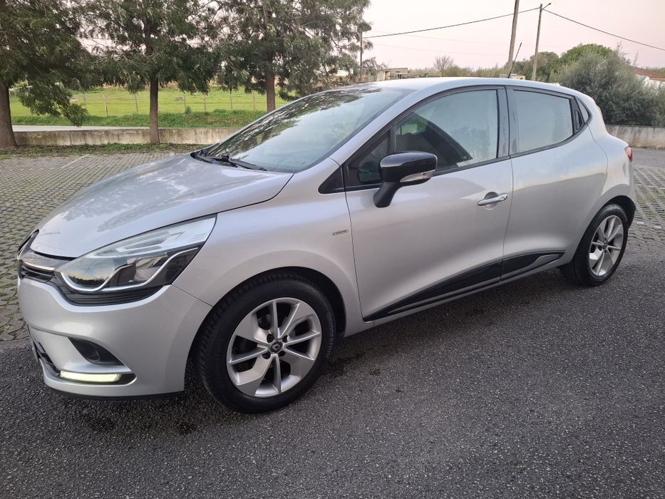 Renault clio 0.9cc tce versão limited  125 mil kms