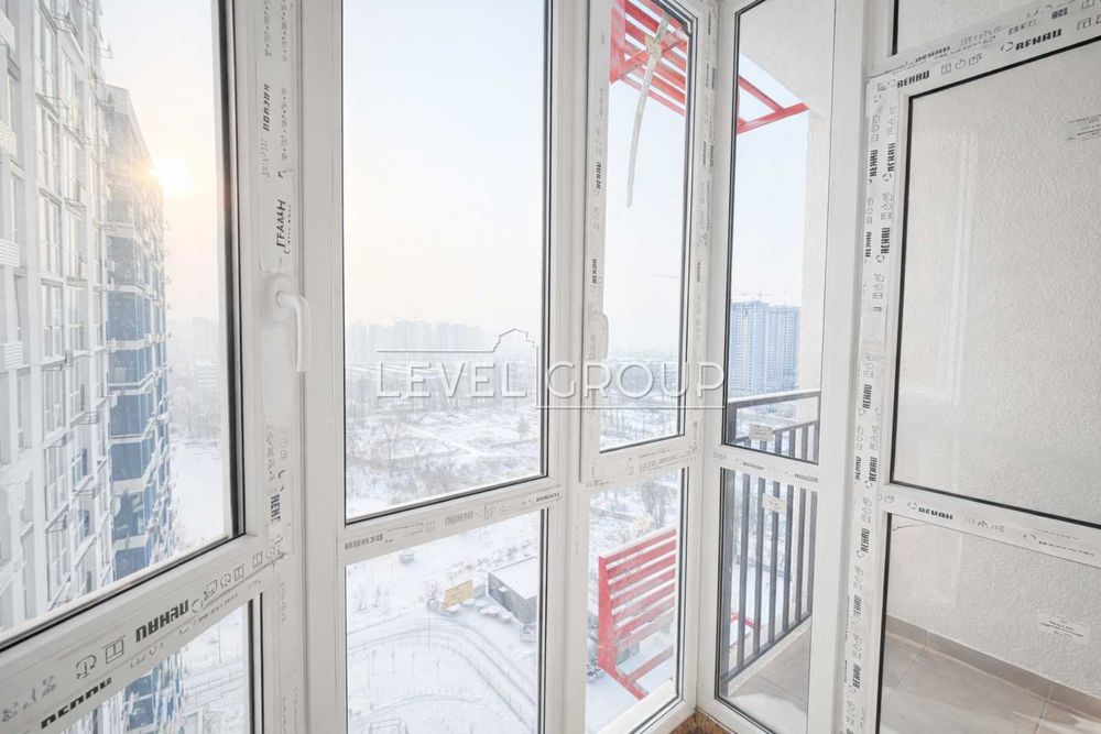 ЖК Причал поруч Грейт, Берег Дніпра